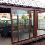 Алюминиевая раздвижная дверь для беседки